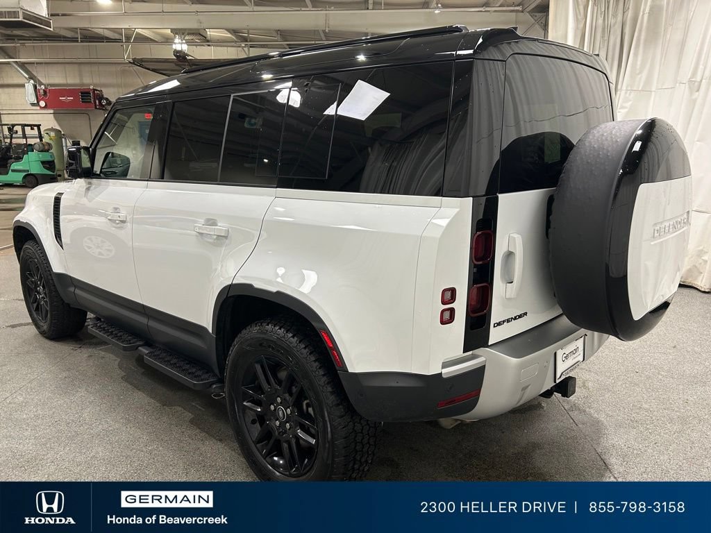 Used 2025 Land Rover Defender 110 S AWD/4WD image 6
