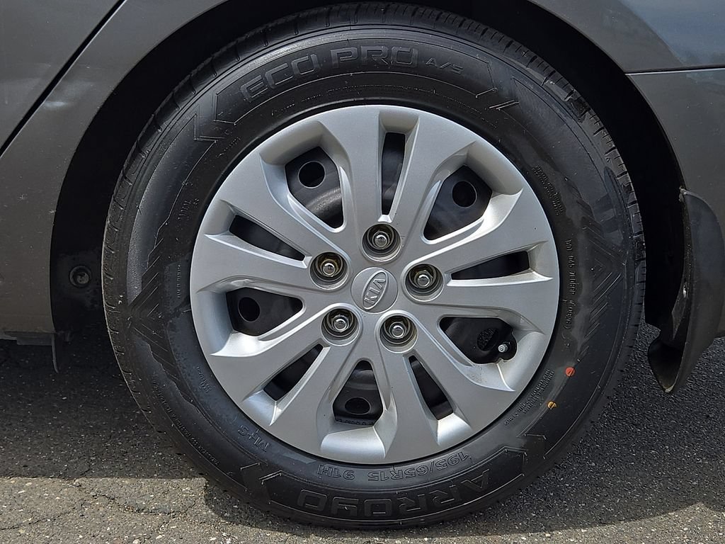 Used 2013 Kia Forte EX w/ Fuel Economy Pkg FWD image 10
