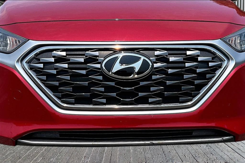 Used 2020 Hyundai Ioniq SEL FWD image 28