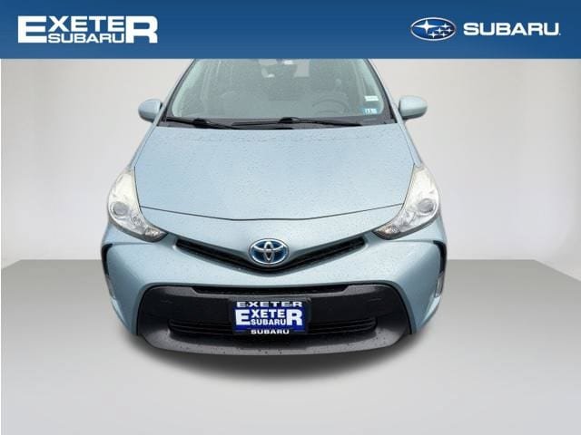 Used 2017 Toyota Prius V Three w/ Carpet Mat Package FWD image 2