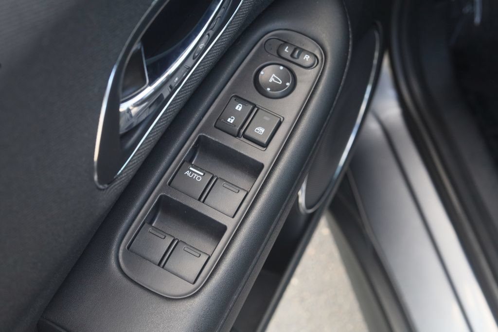 Used 2021 Honda HR-V EX image 28