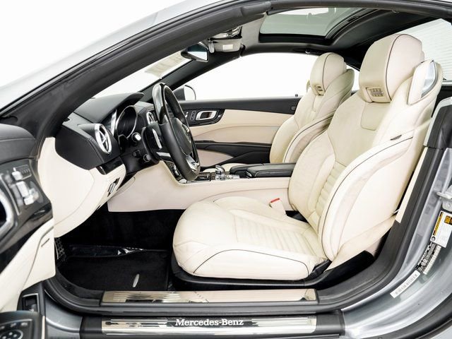 Used 2018 Mercedes-Benz SL 550 image 6