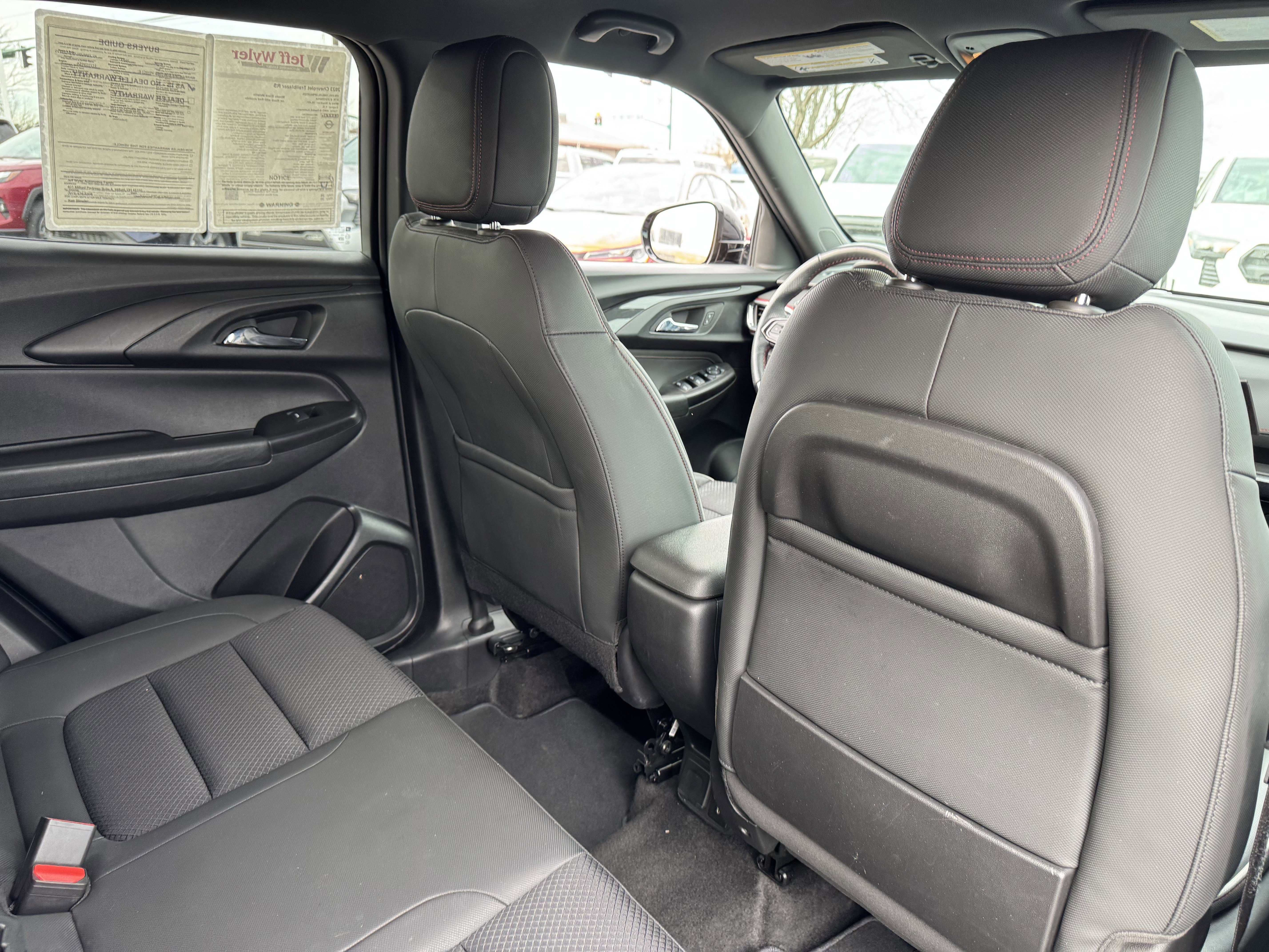 Used 2023 Chevrolet TrailBlazer RS w/ Convenience Package image 35