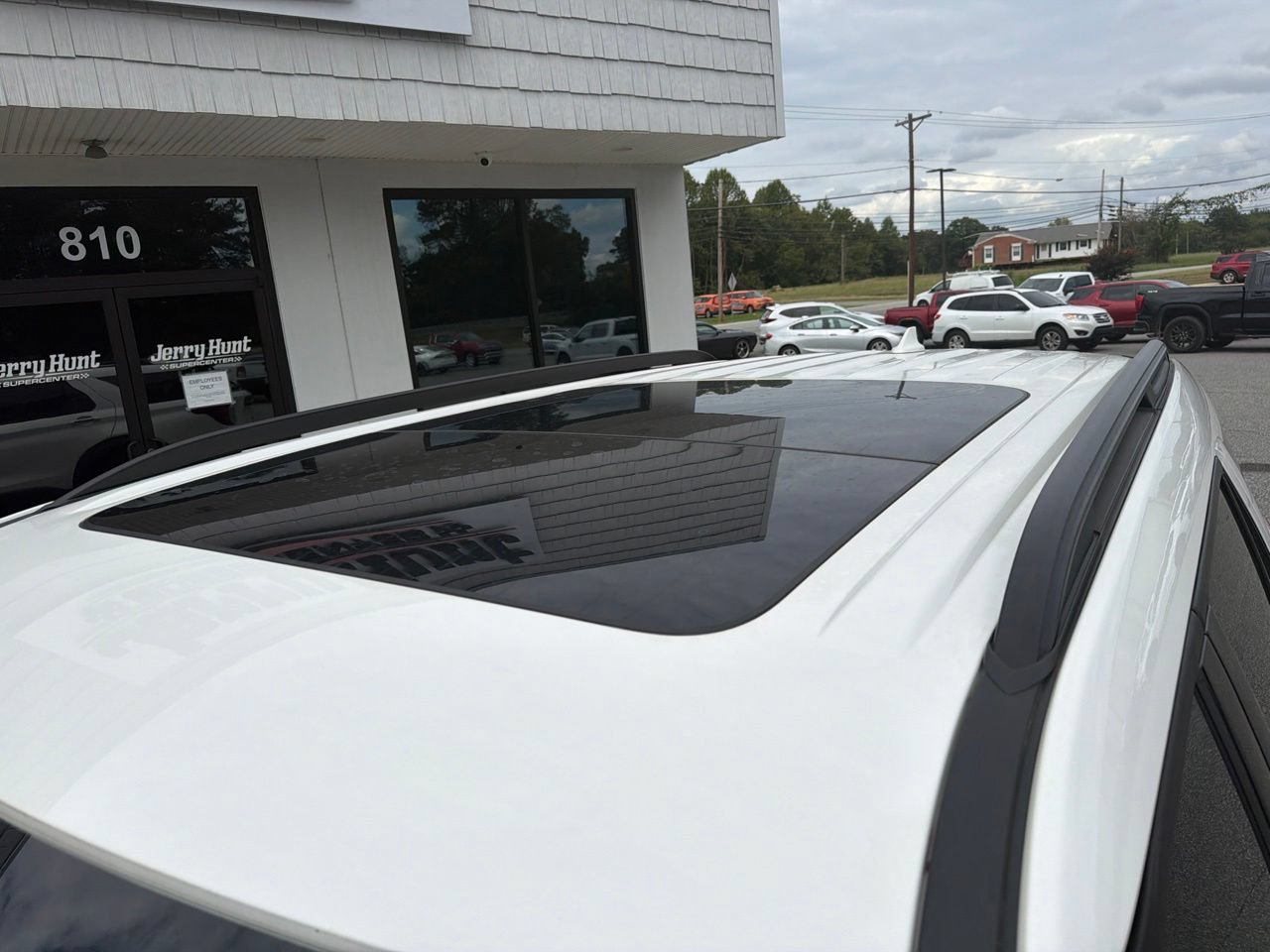 Used 2022 Ford Explorer ST w/ Equipment Group 401A AWD/4WD image 14
