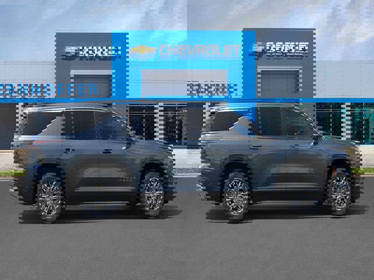 New 2026 Chevrolet Traverse LT w/ Driver Confidence Package FWD image 5