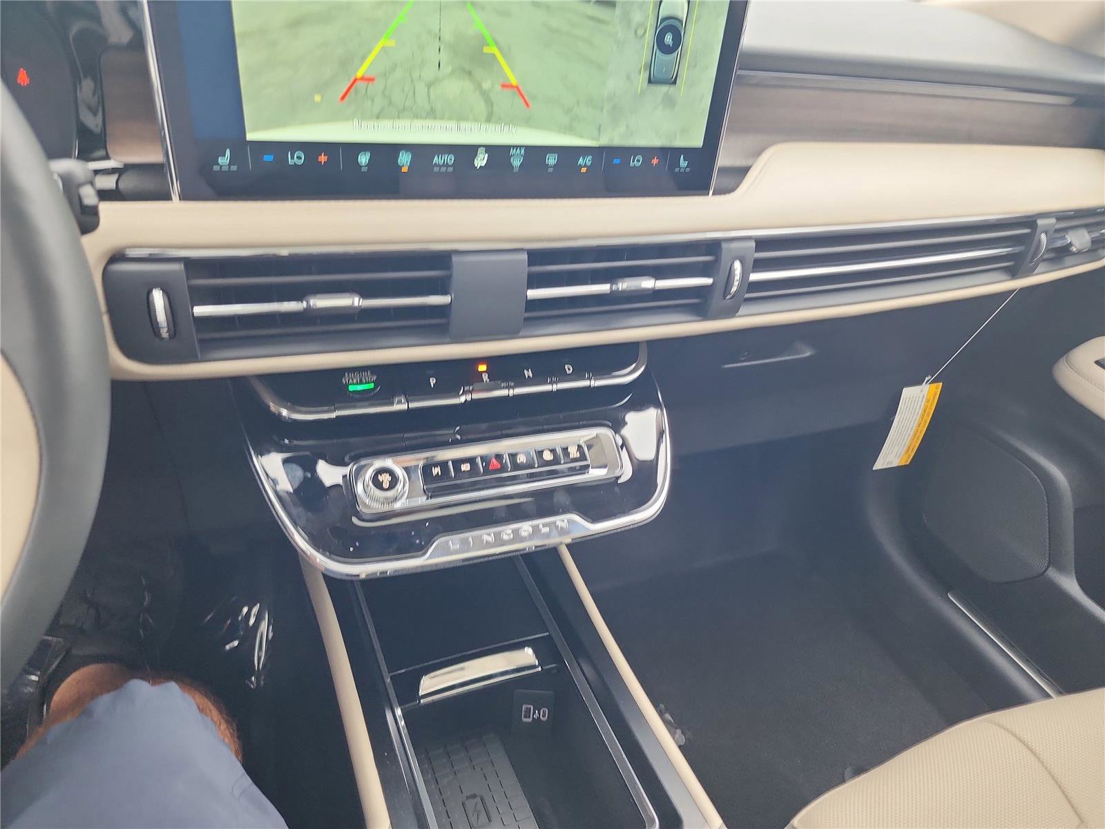 New 2026 Lincoln Corsair Reserve image 32