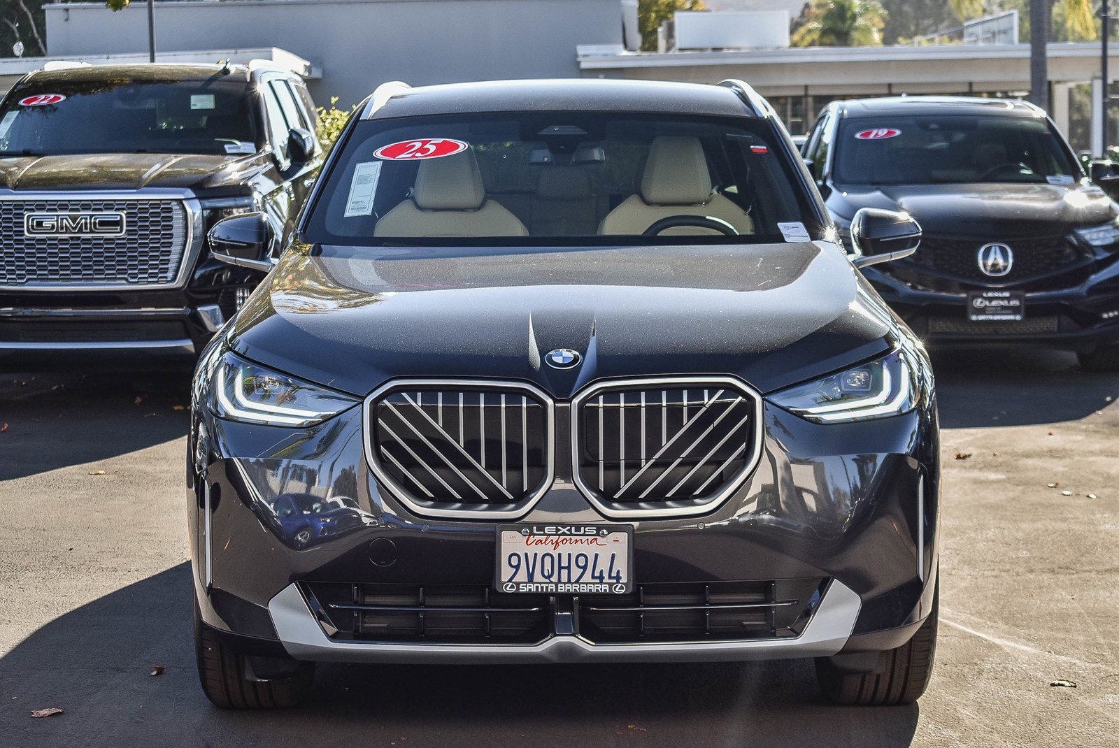 Used 2025 BMW X3 xDrive30i w/ Convenience Package image 2