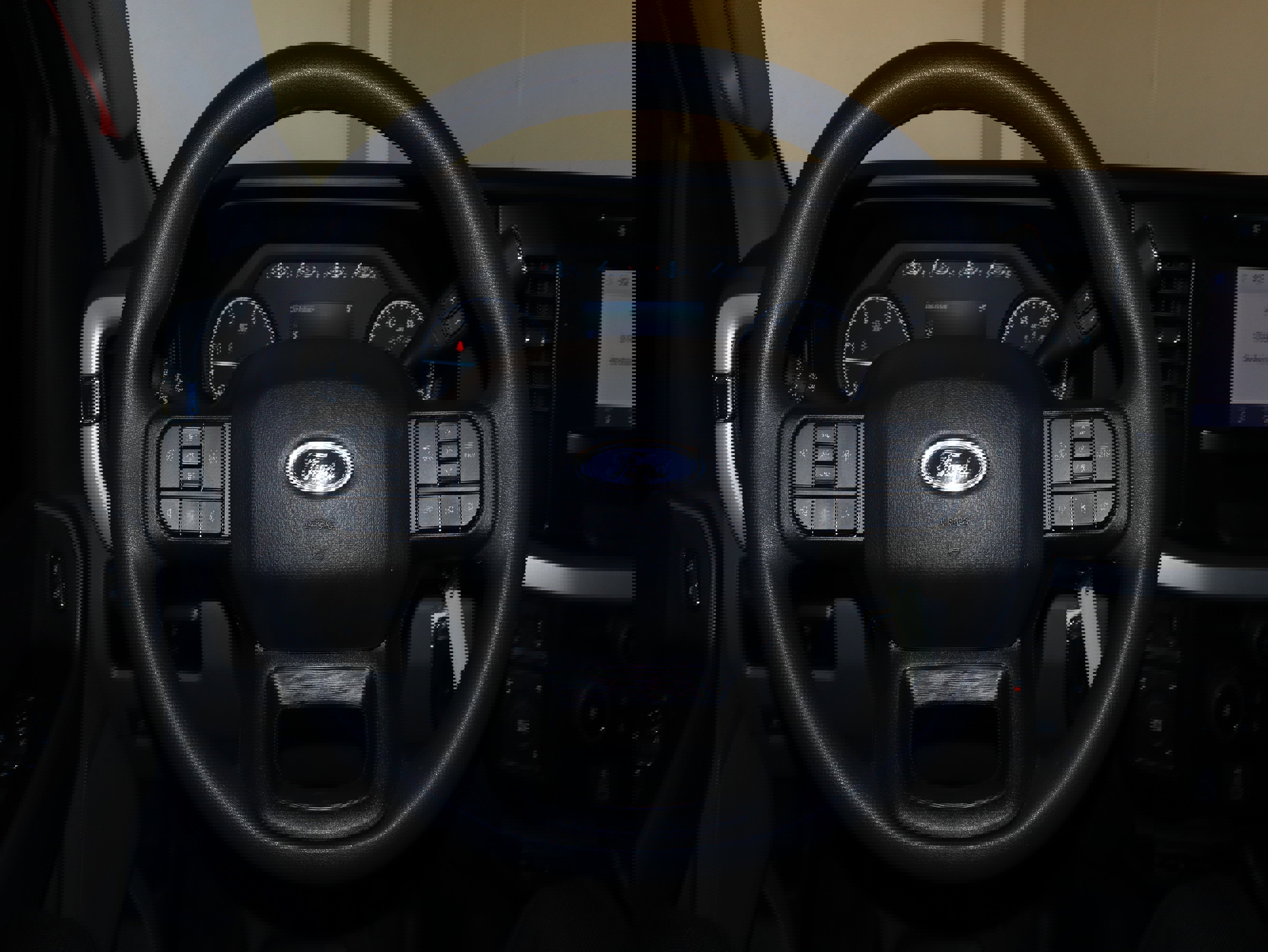 Used 2023 Ford F550 4x4 Crew Cab Super Duty image 20