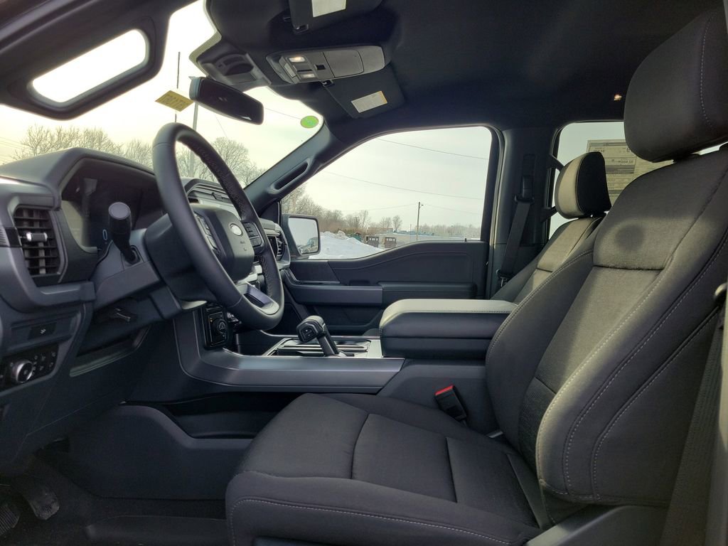 New 2026 Ford F150 XLT w/ Equipment Group 302A MID AWD/4WD image 16