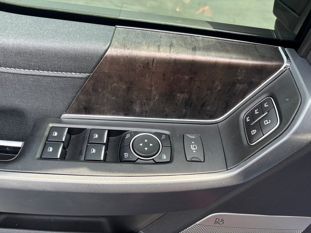 Used 2023 Ford F250 Lariat w/ Sport Appearance Package AWD/4WD image 26