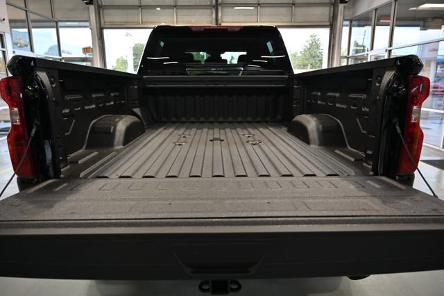 New 2026 Chevrolet Silverado 2500 Custom w/ Custom Value Package AWD/4WD image 7