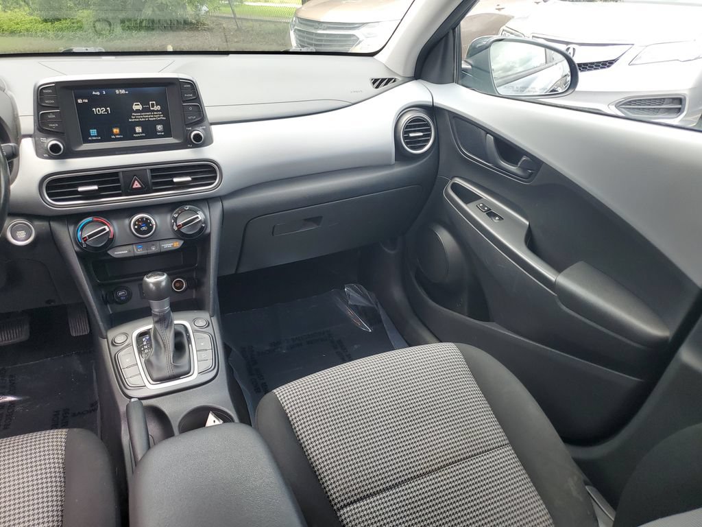 Used 2019 Hyundai Kona SEL AWD/4WD image 16