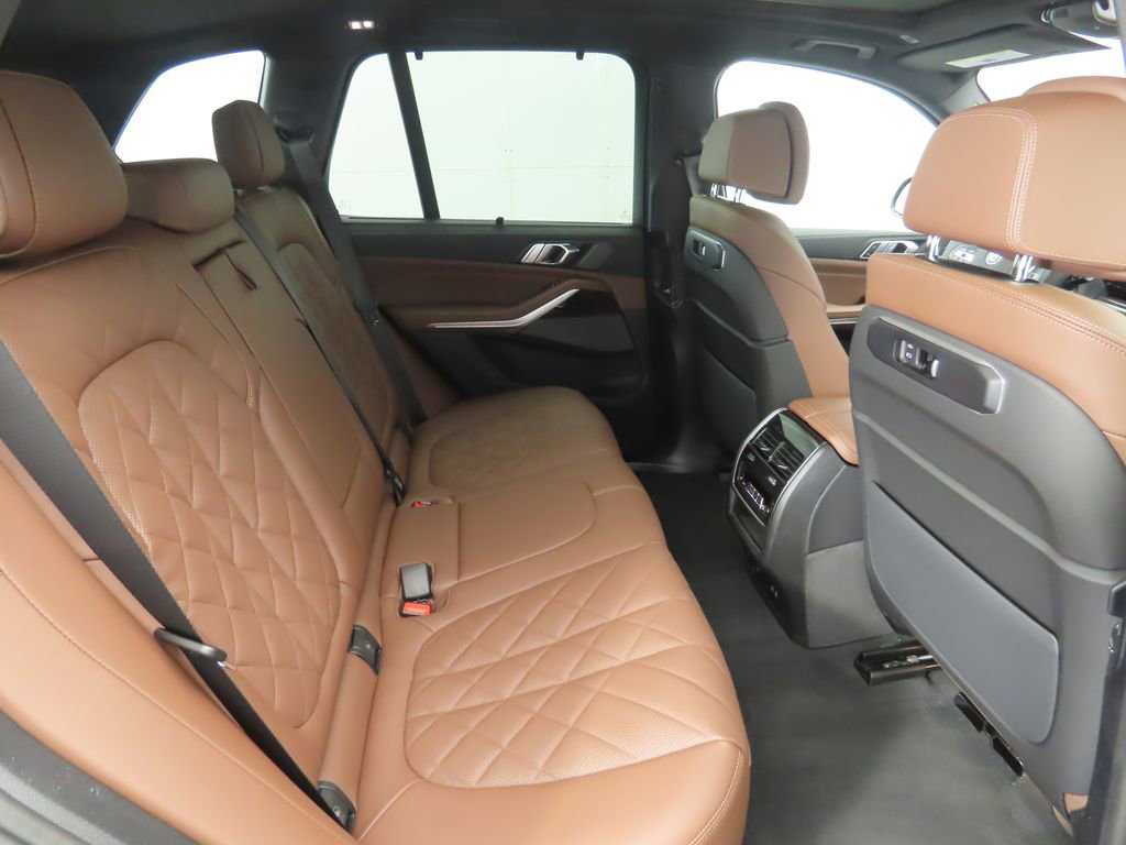 New 2026 BMW X5 sDrive40i w/ Climate Comfort Package image 23