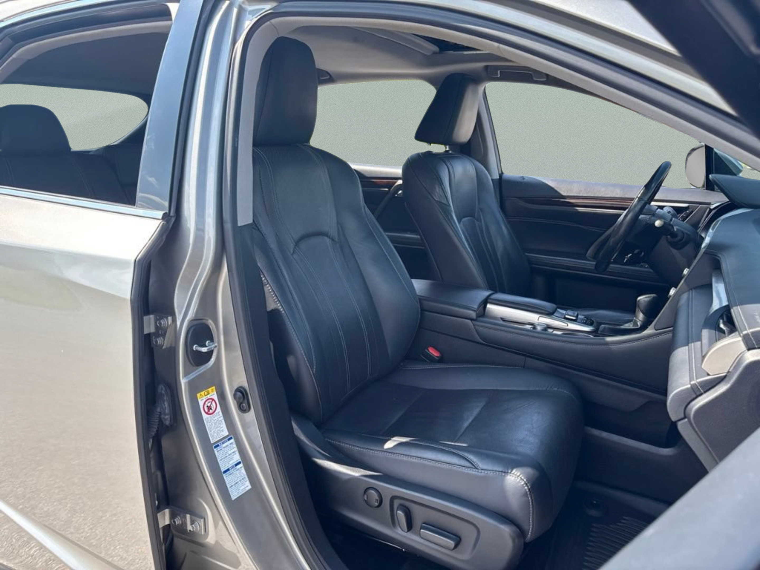 Used 2019 Lexus RX 350 AWD w/ Navigation Package image 32