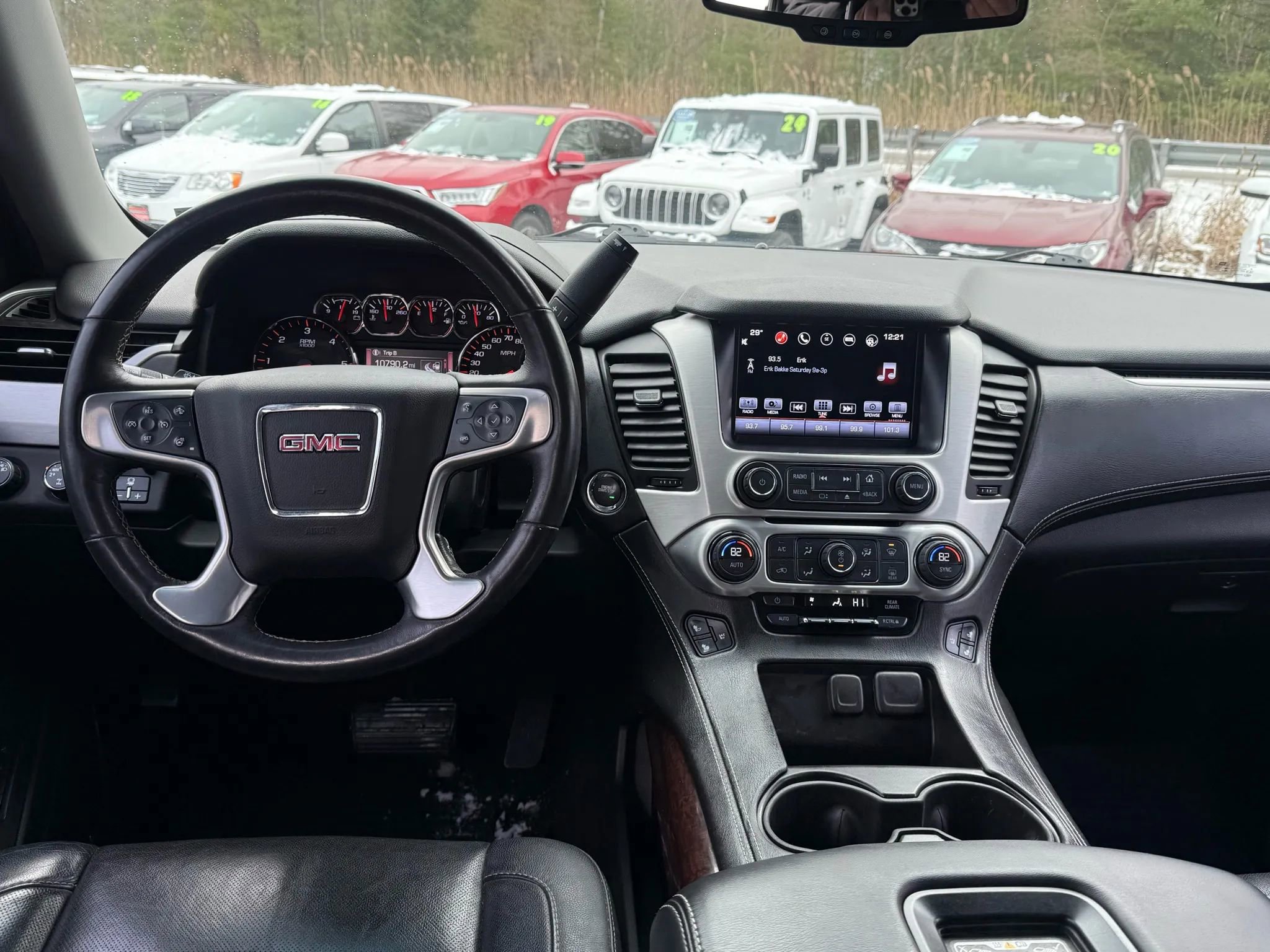 Used 2016 GMC Yukon SLT w/ Open Road Package image 17