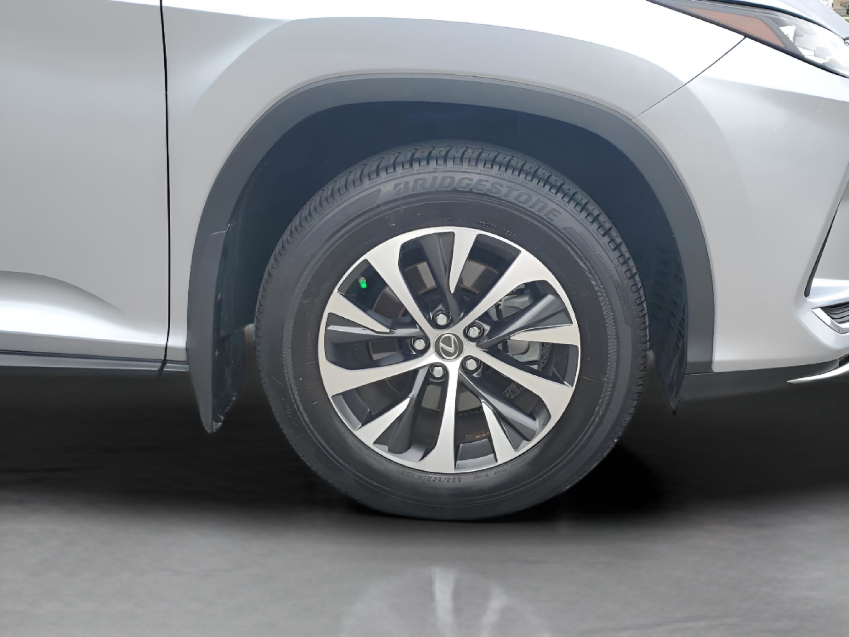 Used 2022 Lexus RX 350L Premium w/ Premium Package AWD/4WD image 31