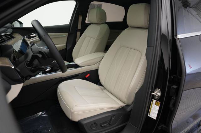 Certified 2024 Audi Q8 e-tron Premium Plus w/ Premium Plus Package AWD/4WD image 6