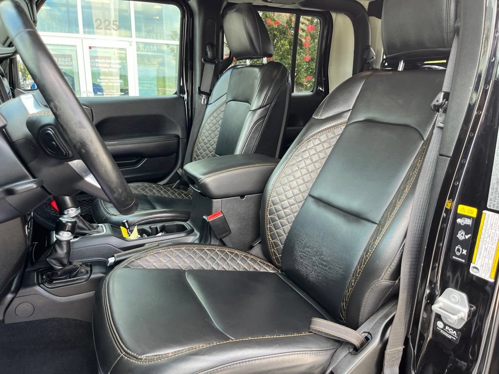 Used 2022 Jeep Gladiator Overland AWD/4WD image 4