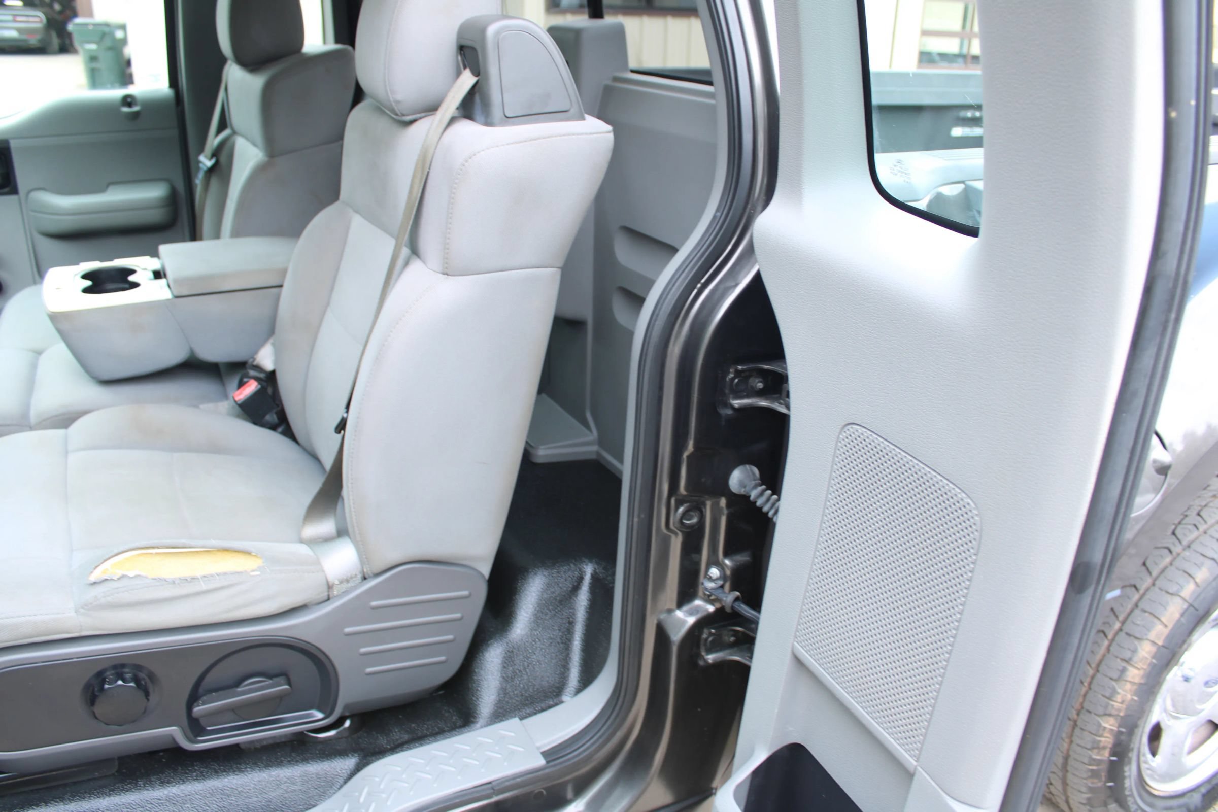 Used 2006 Ford F150 STX AWD/4WD image 16
