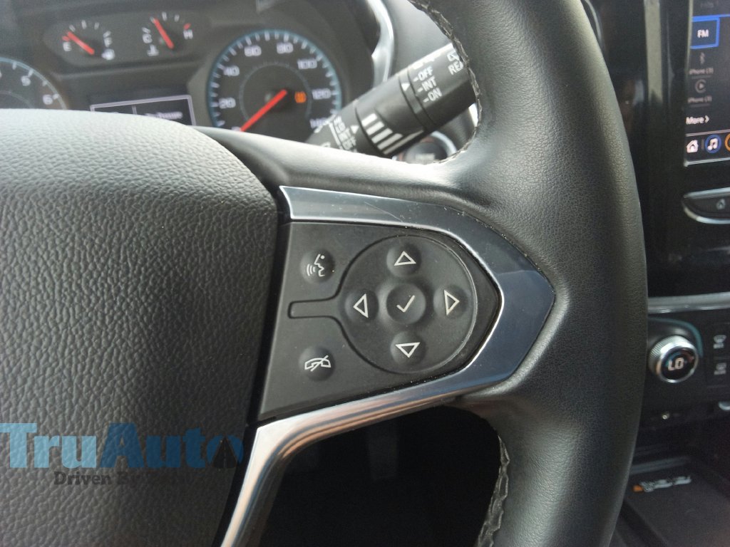 Used 2023 Chevrolet Traverse LT FWD image 26