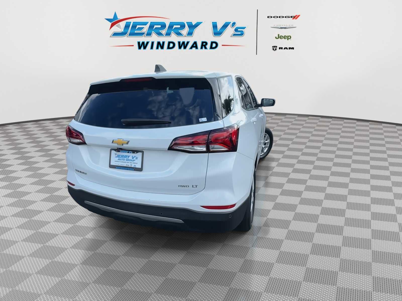 Used 2024 Chevrolet Equinox LT image 9