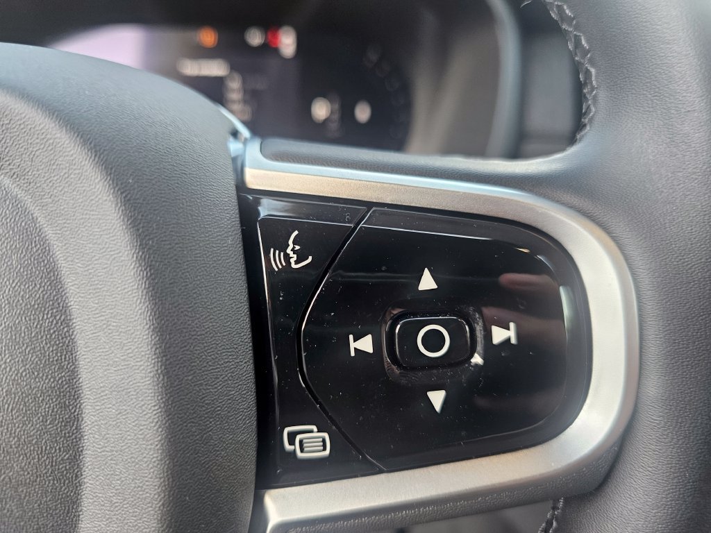 Certified 2026 Volvo XC90 B6 Plus w/ Protection Package AWD/4WD image 19