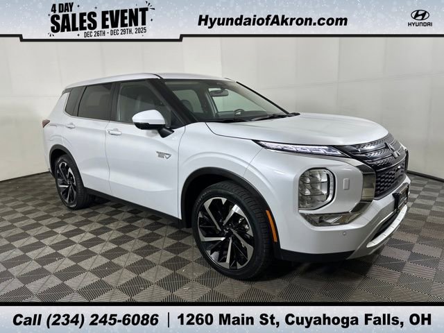 Used 2024 Mitsubishi Outlander SE
