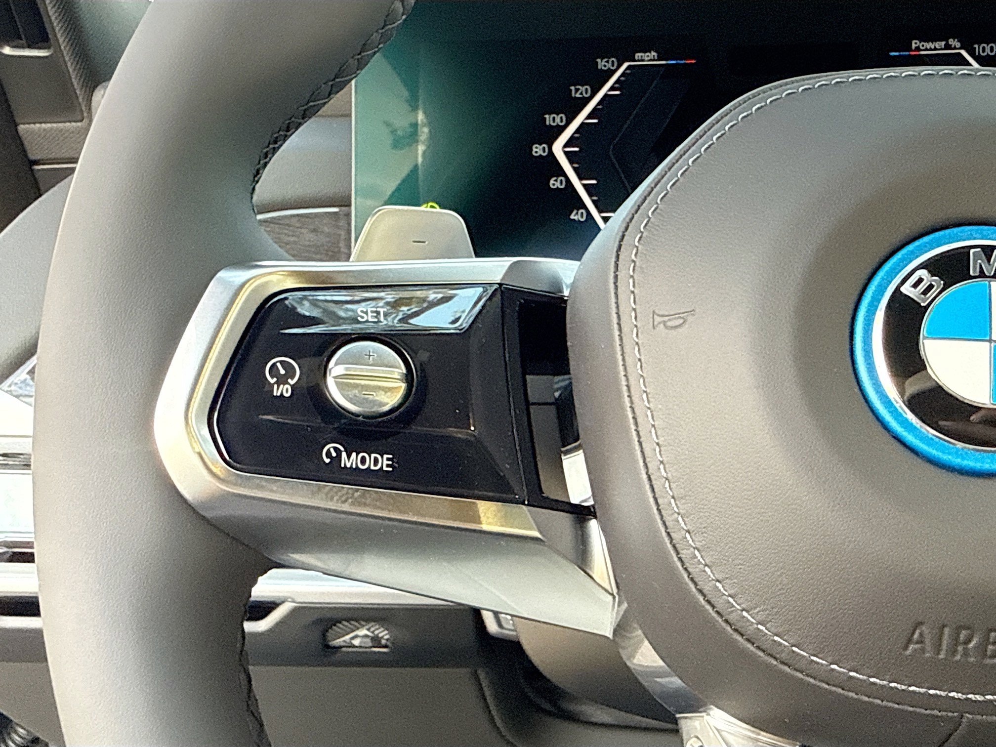 New 2026 BMW 750e xDrive AWD/4WD image 37
