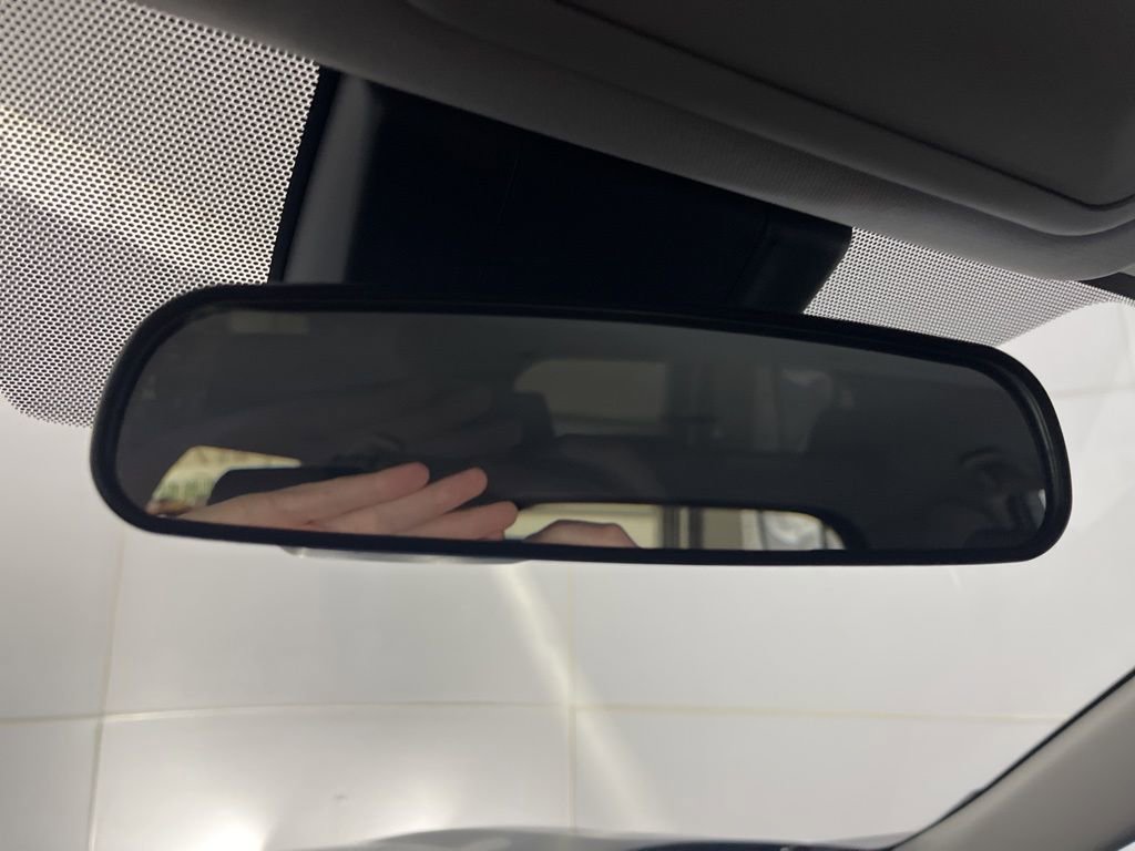 Used 2025 Toyota RAV4 XLE image 76