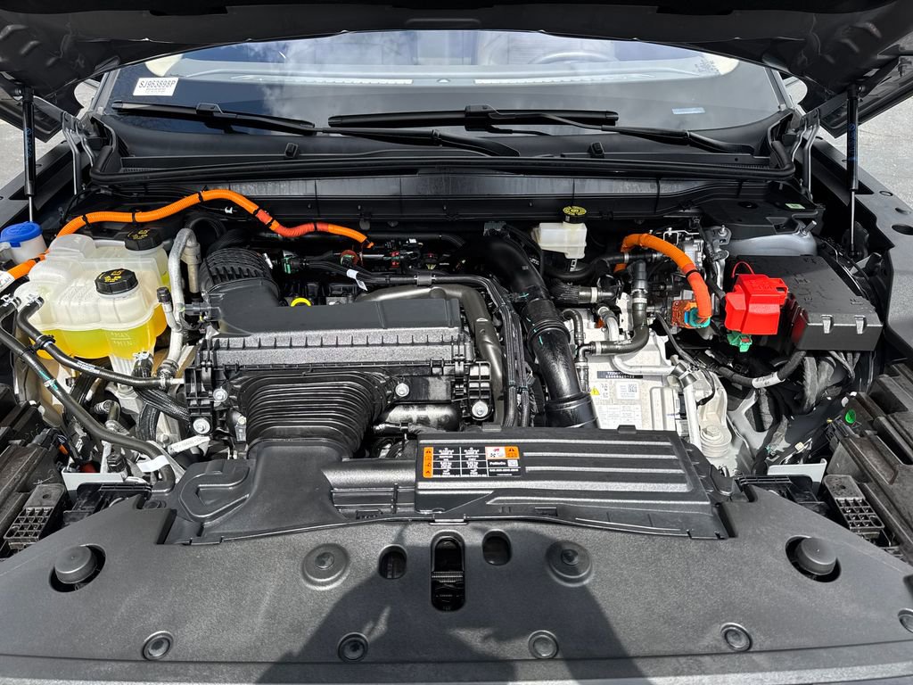 Used 2025 Lincoln Nautilus Reserve image 25