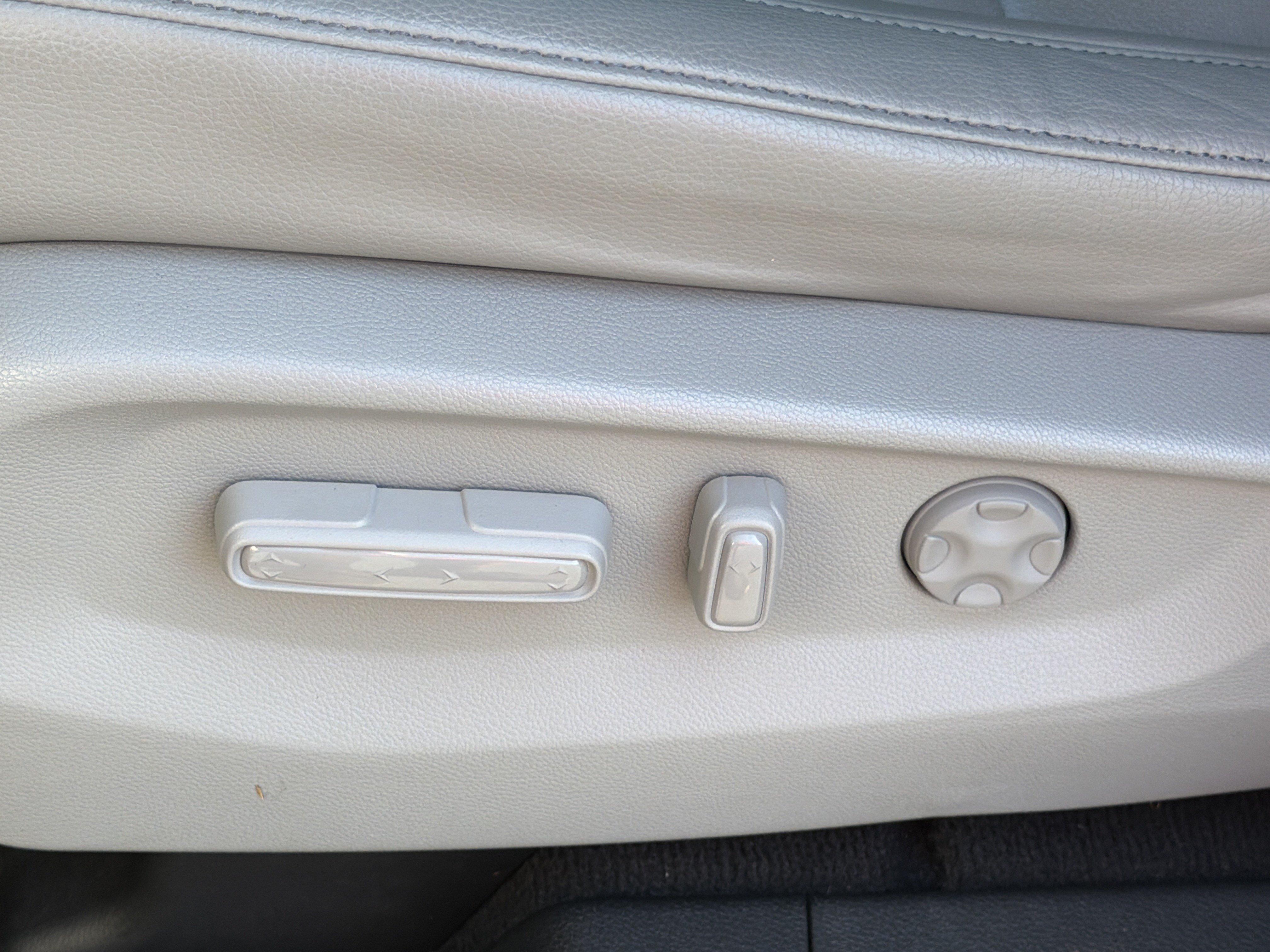 Certified 2024 Honda Odyssey Touring image 17
