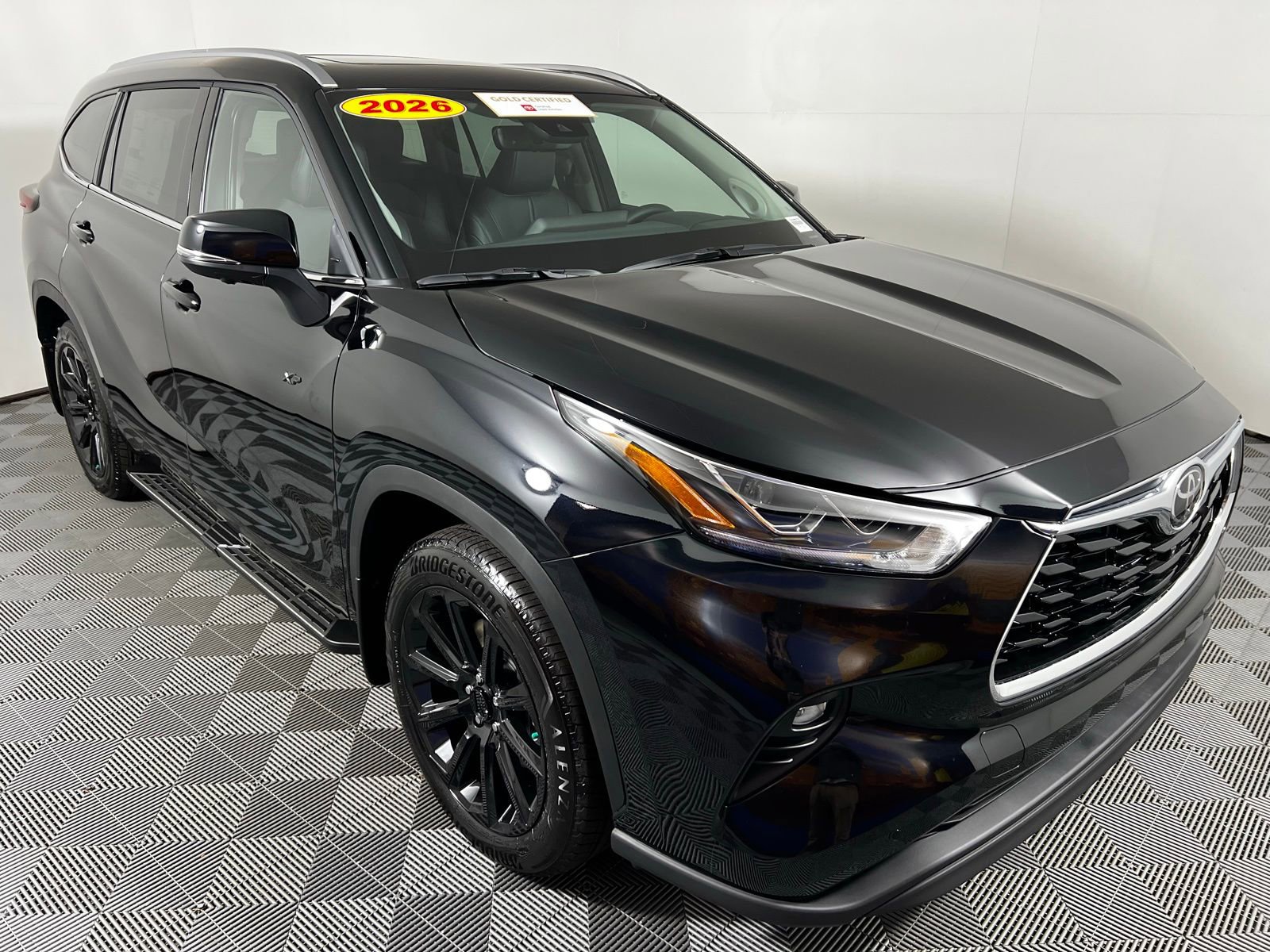 Certified 2026 Toyota Highlander Limited image 3