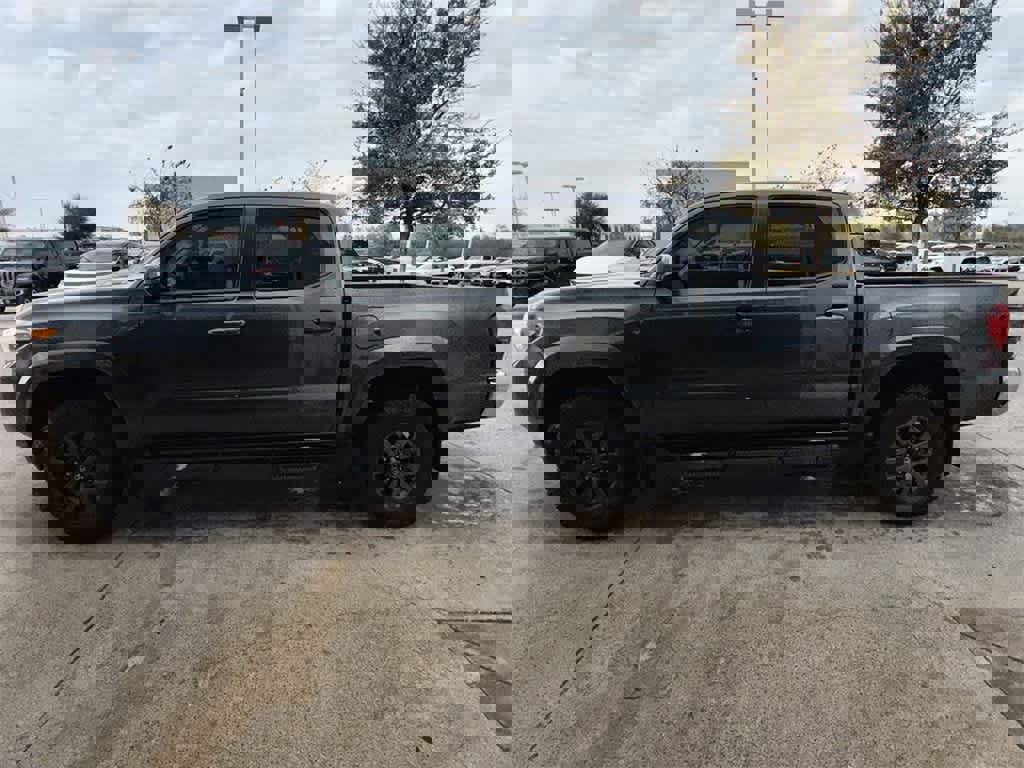 Used 2023 Toyota Tacoma SR5 image 3