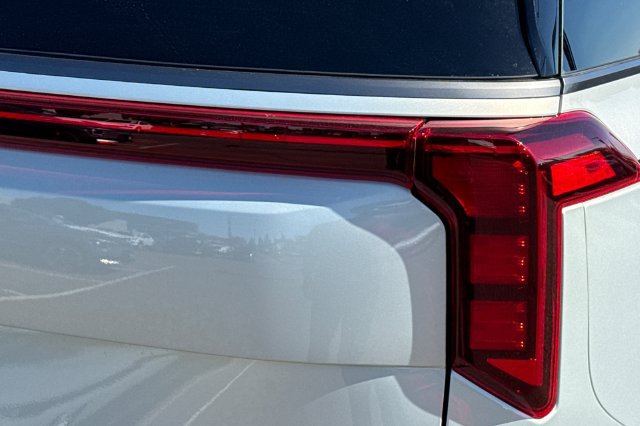 New 2027 Kia Carnival EX FWD image 34