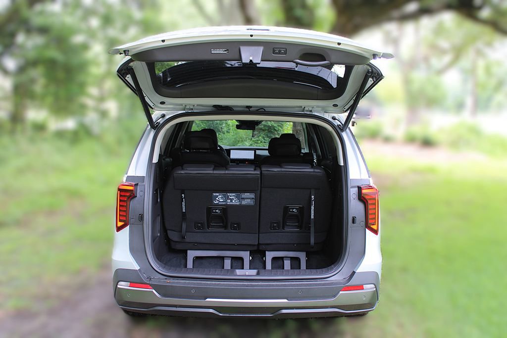 New 2026 Kia Carnival SX Prestige FWD image 12