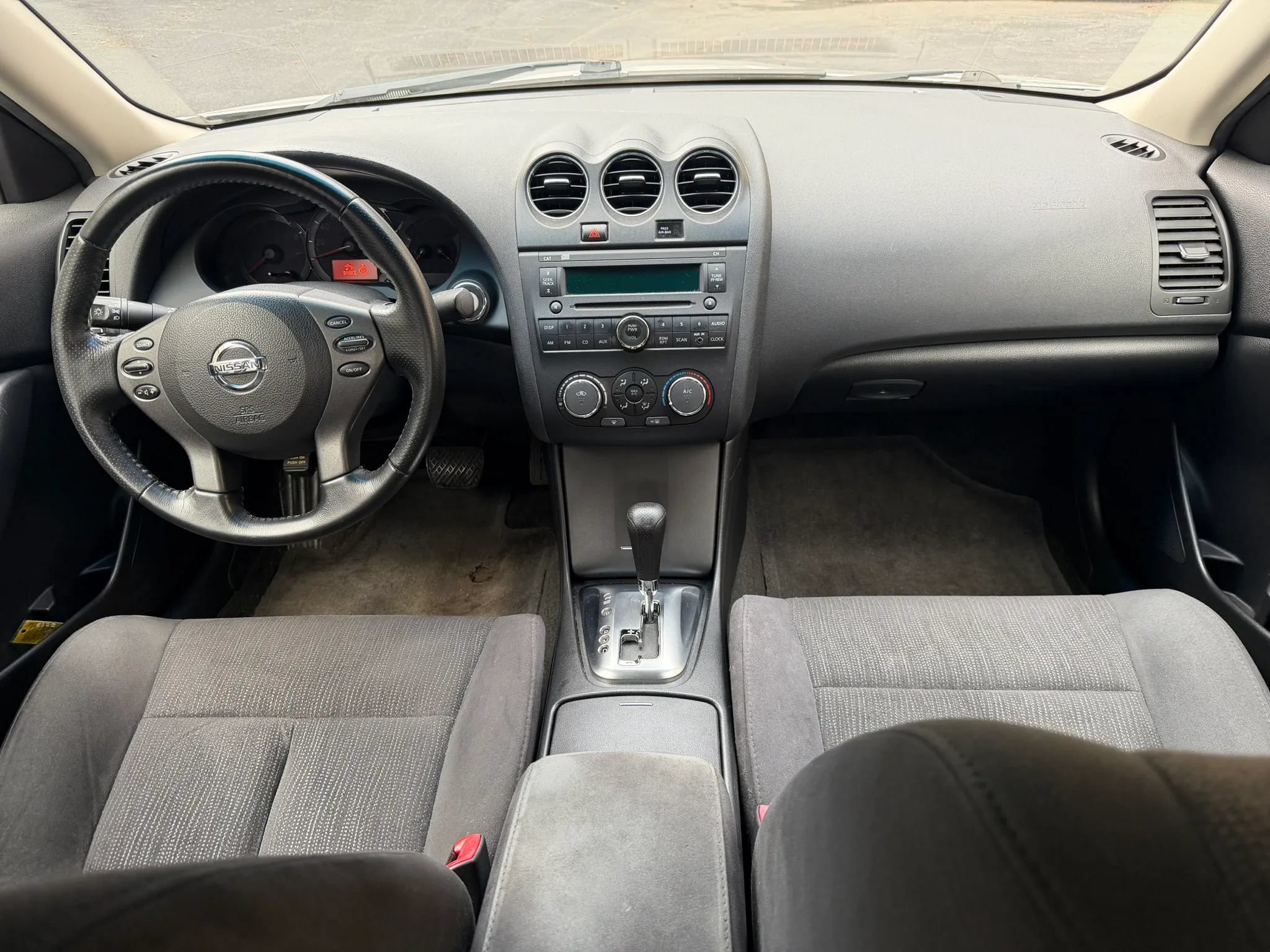 Used 2011 Nissan Altima 2.5 S w/ Special Edition Pkg FWD image 13