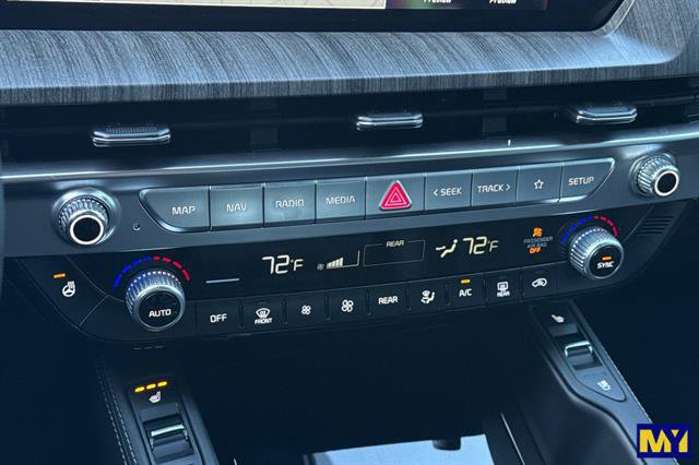 Used 2025 Kia Telluride EX image 25