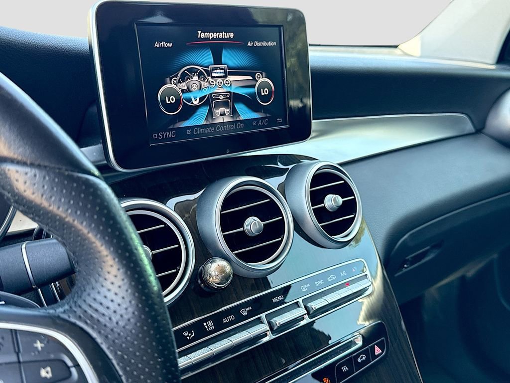 Used 2017 Mercedes-Benz GLC 300 image 25
