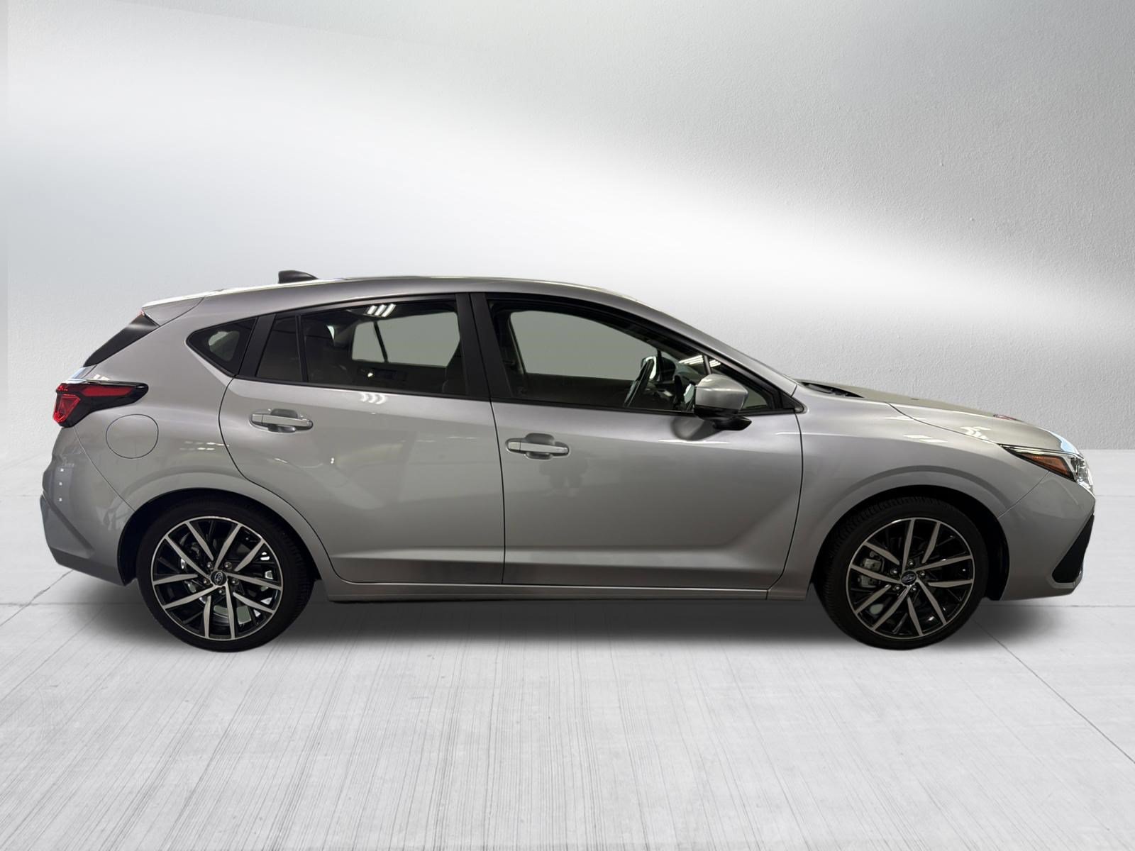 Certified 2025 Subaru Impreza 2.0i Sport AWD/4WD image 8
