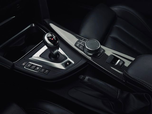 Used 2019 BMW M4 Convertible w/ Competition Package image 29