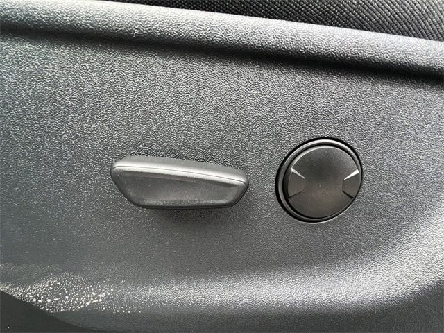 New 2025 Ford F150 Lightning XLT image 12