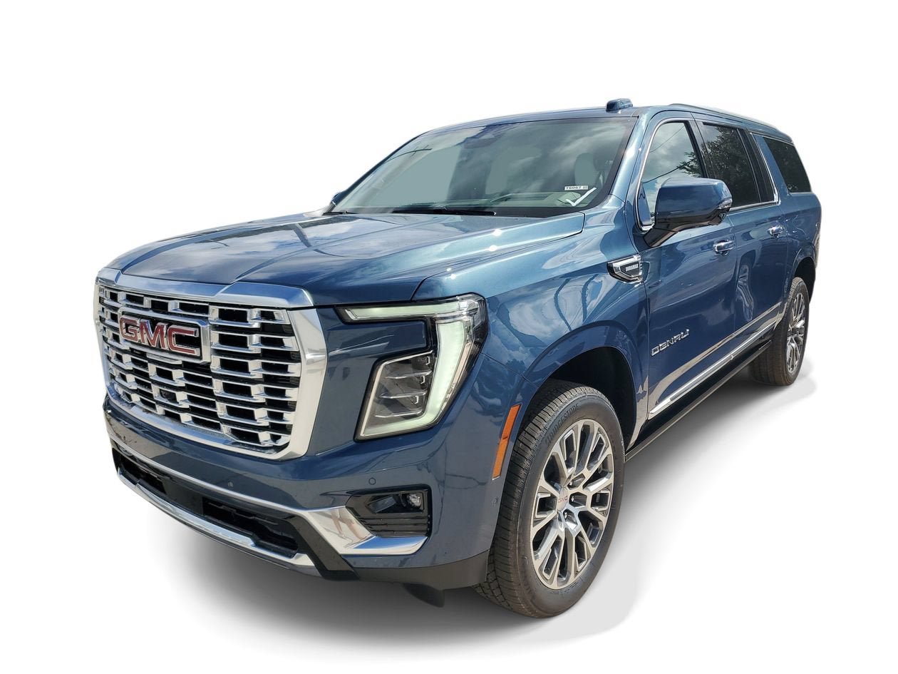 New 2026 GMC Yukon XL Denali w/ Denali Reserve Package RWD image 3