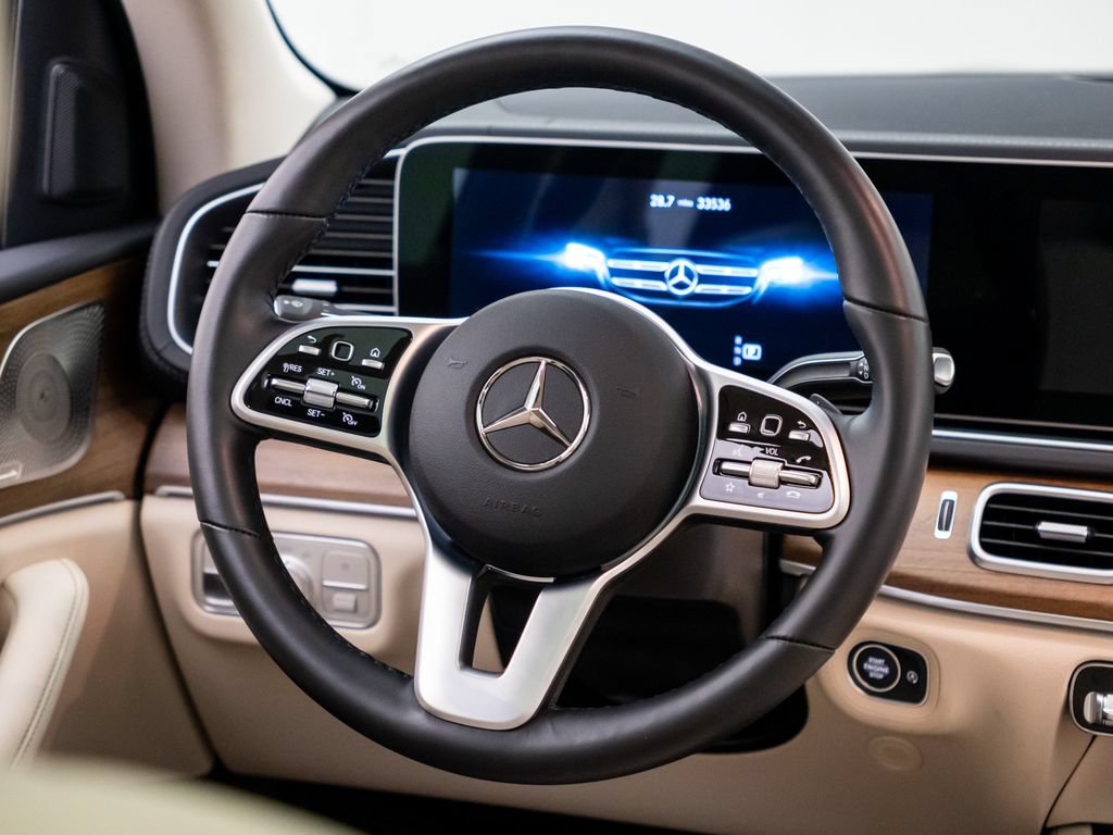 Used 2022 Mercedes-Benz GLS 450 4MATIC image 12
