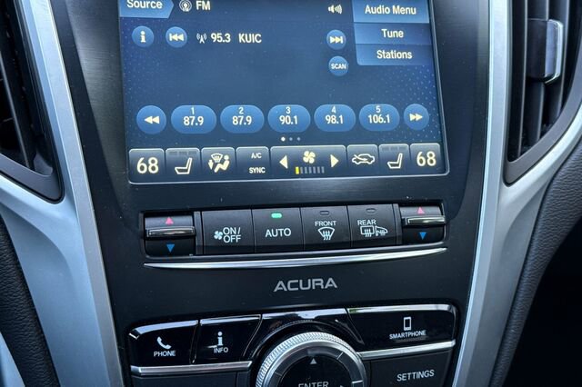 Used 2018 Acura TLX image 19