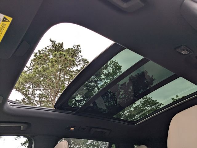 New 2025 Volvo XC90 B5 Plus w/ Protection Package Premier image 26