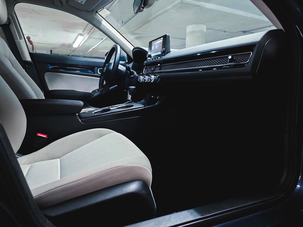 Used 2023 Honda Civic EX image 32