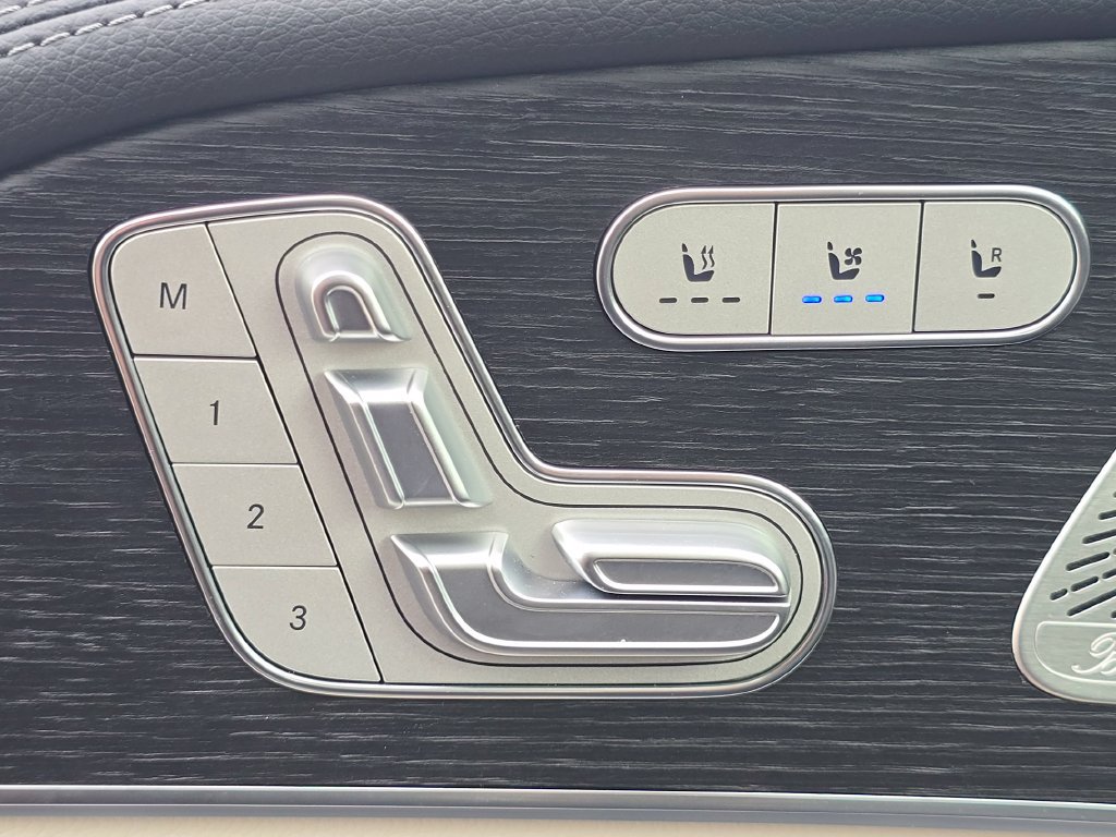 Used 2026 Mercedes-Benz GLE 450 4MATIC image 6