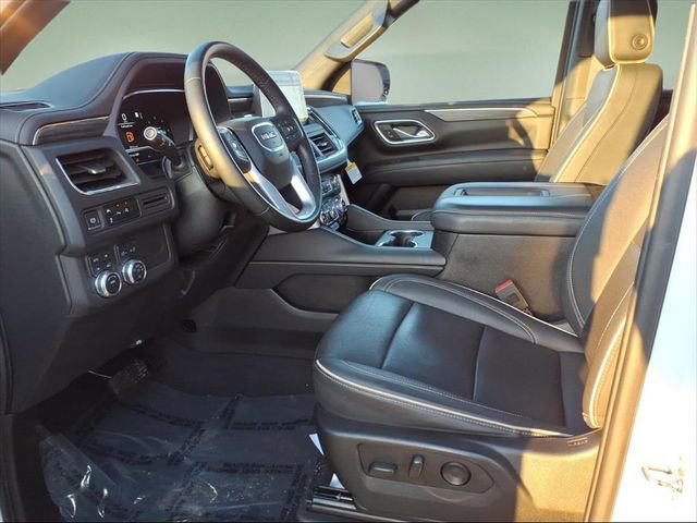 Used 2023 GMC Yukon SLT image 11
