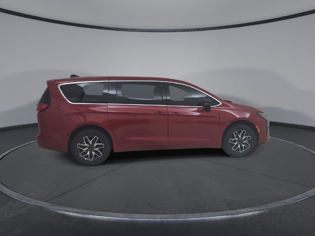 New 2027 Chrysler Pacifica Limited w/ Family Tech Group AWD/4WD image 16