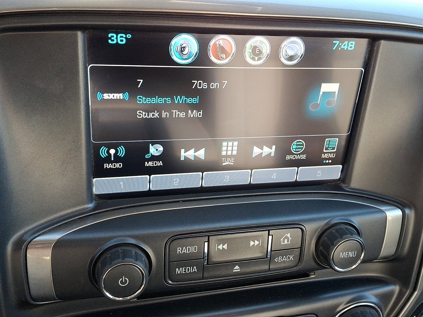 Used 2018 Chevrolet Silverado 1500 LT w/ All Star Edition image 18